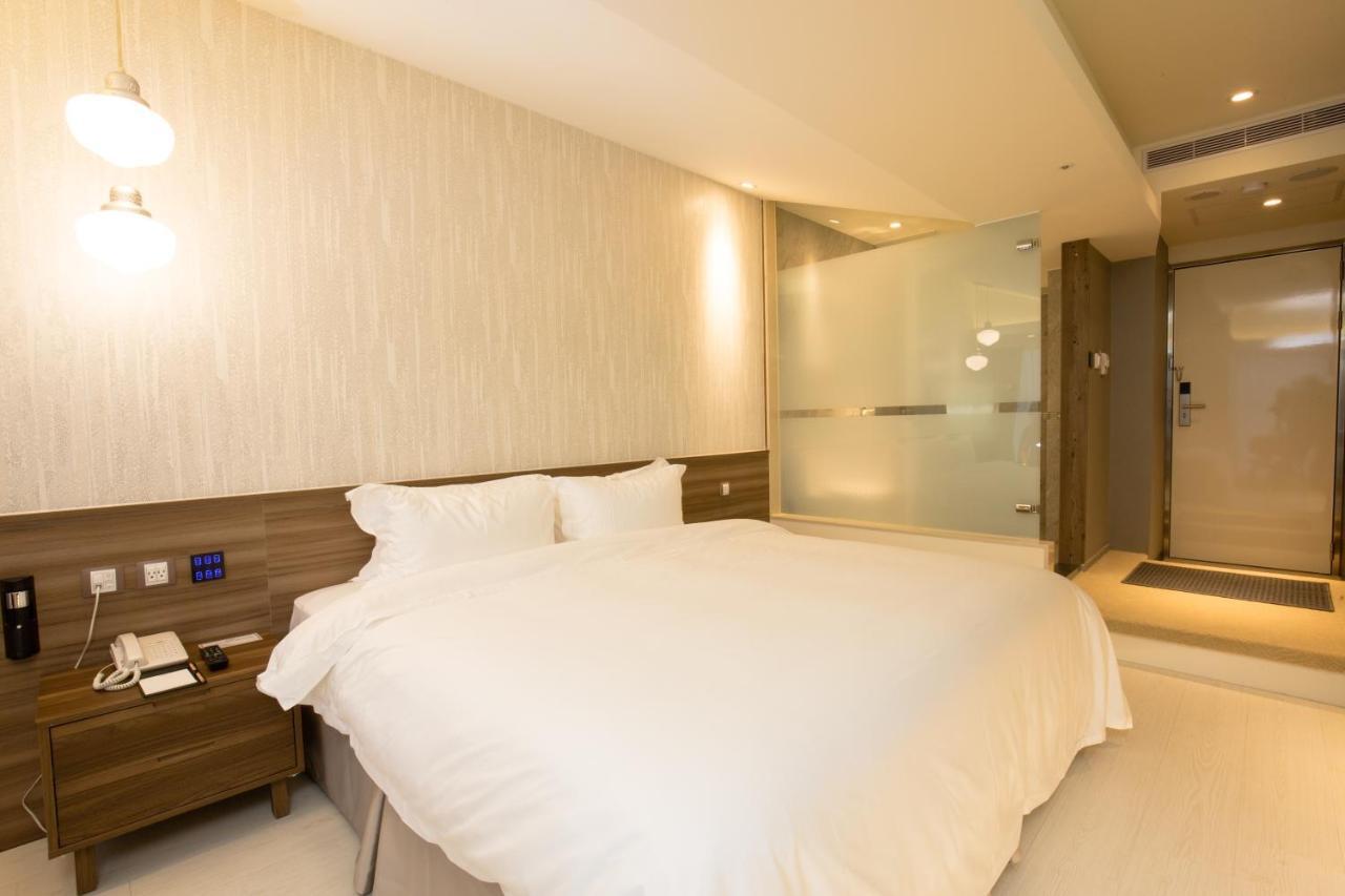 Walker Hotel. Ximen Taipei Dış mekan fotoğraf